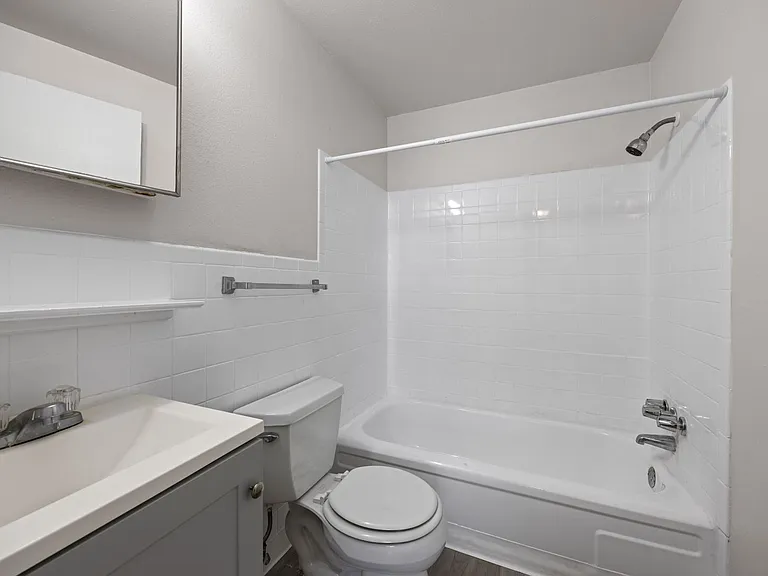 2851 Eliot Cir — Photo 16
