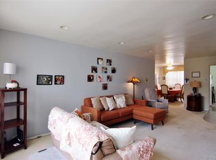 39 Avon Cir, Pt Chester, NY 10573