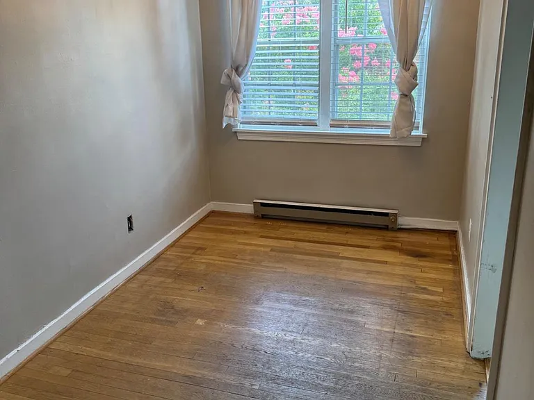 19 Auburn Ct #B — Photo 5