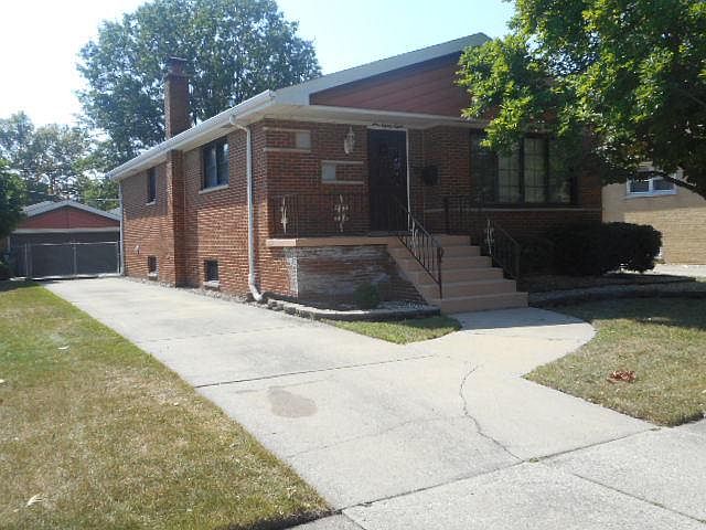 1st image of 188 W 27th St