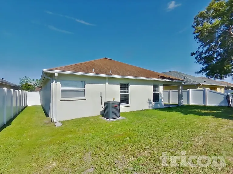 3921 Langdrum Dr — Photo 15
