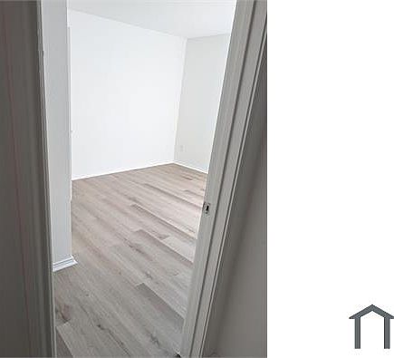 4th image of 3613 Harper St