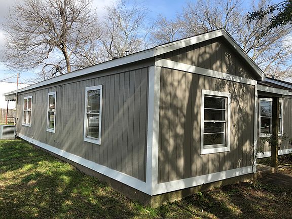3rd image of 2222 Avenue B