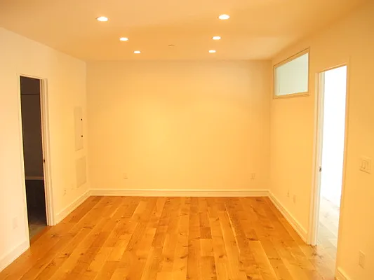 Rented by Residents Team | media 27