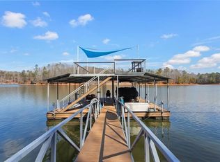 147 N Chestatee Point, Dawsonville, GA 30534