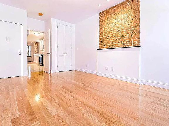 4th image of 691 9th Ave Unit 2