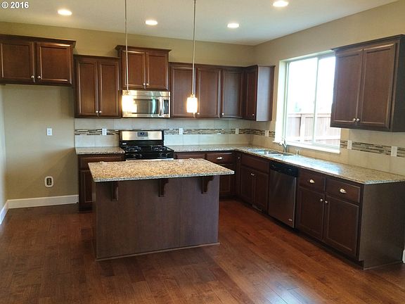 5th image of 10006 NE 34th Pl