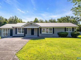291 Old Huntsville Rd, Fayetteville, TN 37334