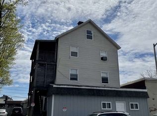 27 Lafayette St, Worcester, MA 01608