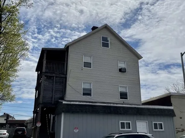 27 Lafayette St, Worcester, MA 01608