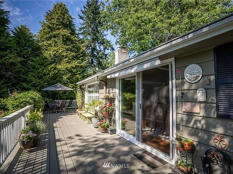 11825 8th Ave NW — Photo 4