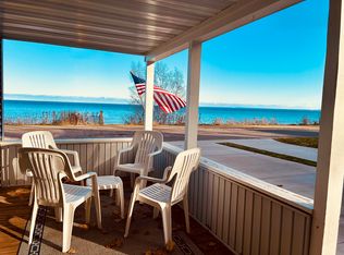 1028 S Lake St, Marquette, MI 49855
