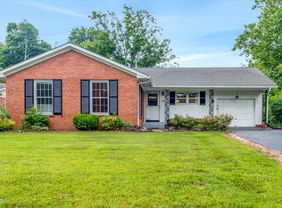 7802 Circle Crest Rd, Barbourmeade, KY 40241