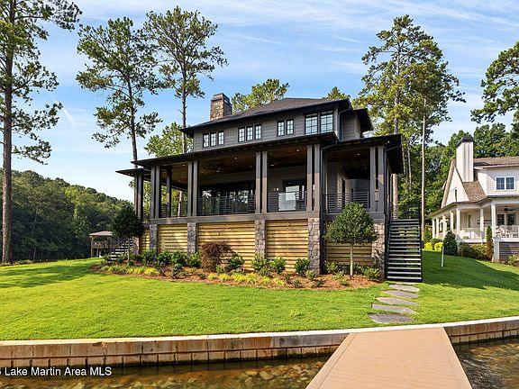 3rd image of 161 Teakwood Dr
