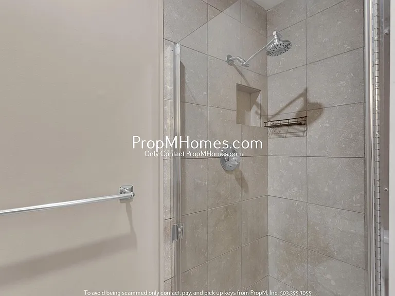 1448 Greentree Cir — Photo 19