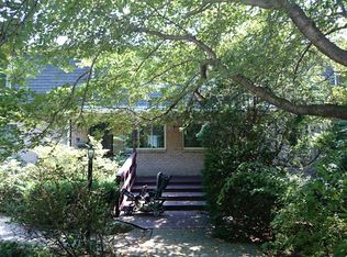 204 Lagrange St UNIT 15A, Chestnut Hill, MA 02467