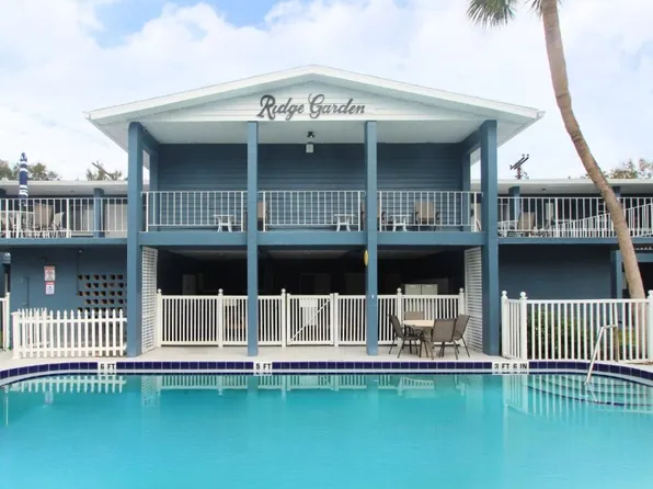 RIDGE GARDEN, 3001 Bee Ridge Rd, Sarasota, FL 34239