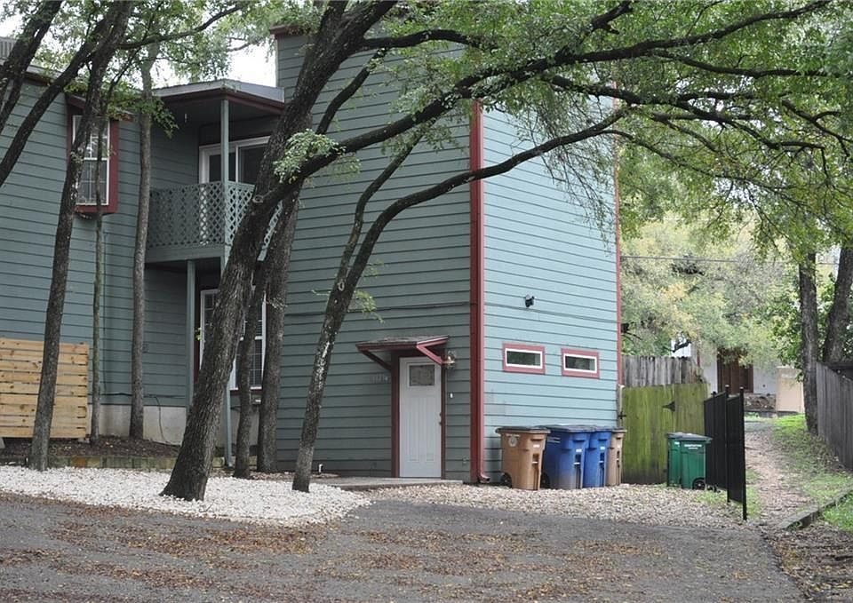 1st image of 1123 Bluebonnet Ln #B