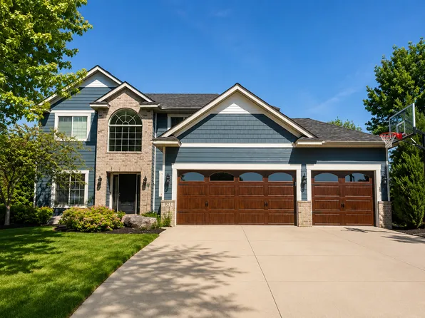 921 Bridle Creek Dr, Jordan, MN 55352