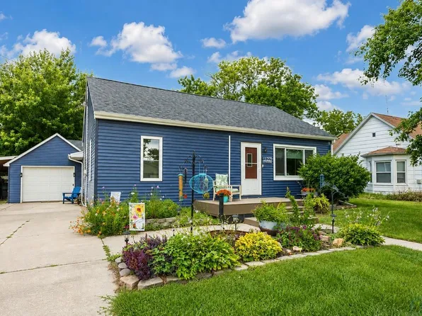 127 Simpson St, Blencoe, IA 51523