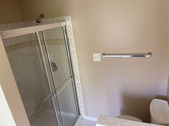 3rd image of 6016 Mill Cove Ct