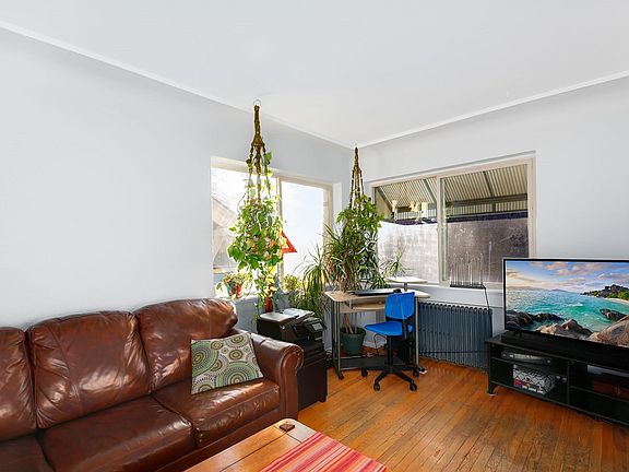 2nd image of 4334 N Federal Blvd #204