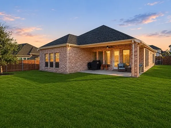 2084 Roquette Dr, Haslet, TX 76052