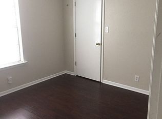 227 San Angelo St #A, Benbrook, TX 76126