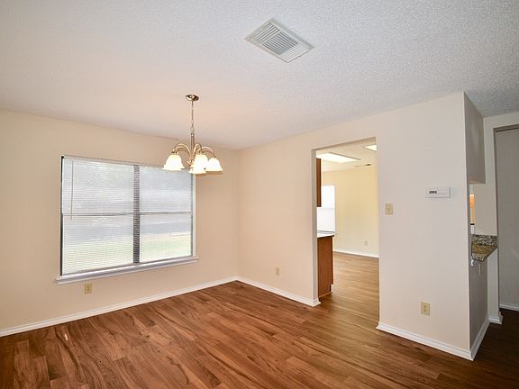 5th image of 2535 Ashley Oak Dr