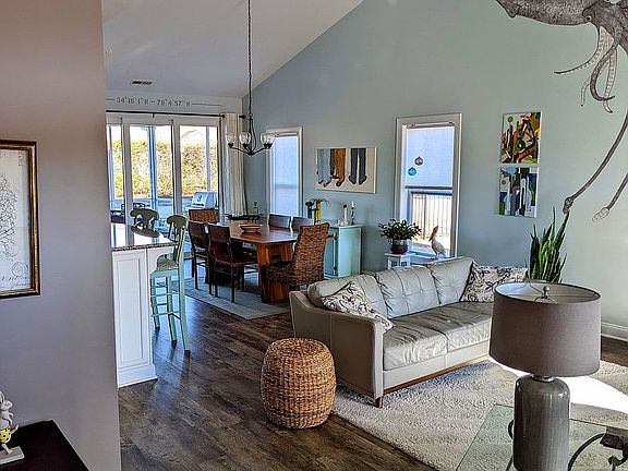 Entry way