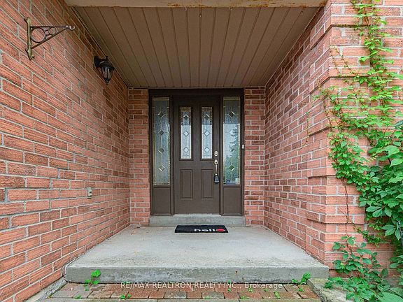 2nd image of 328 Salisbury Ln