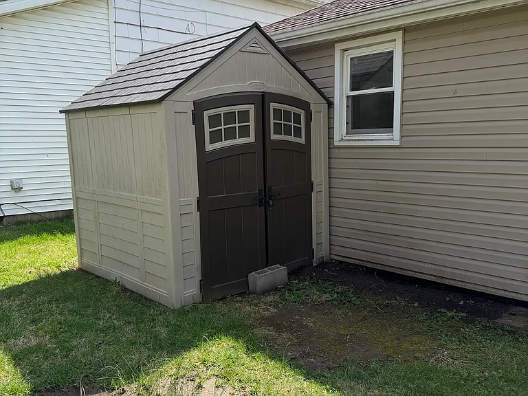 522 E Ward St — Photo 29