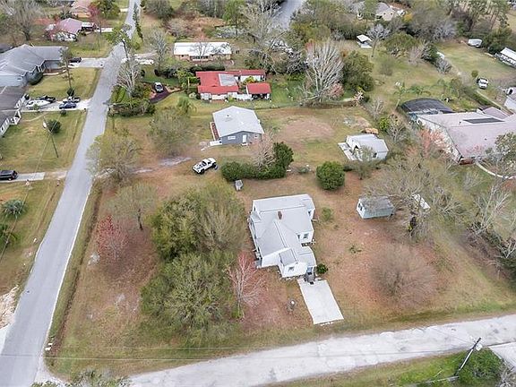 2nd image of 1217 Lake Downey Dr