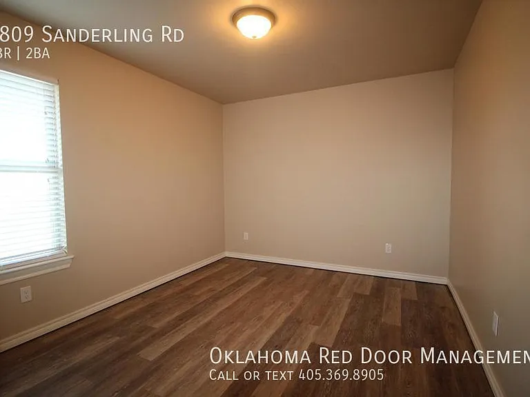 5809 Sanderling Rd — Photo 22