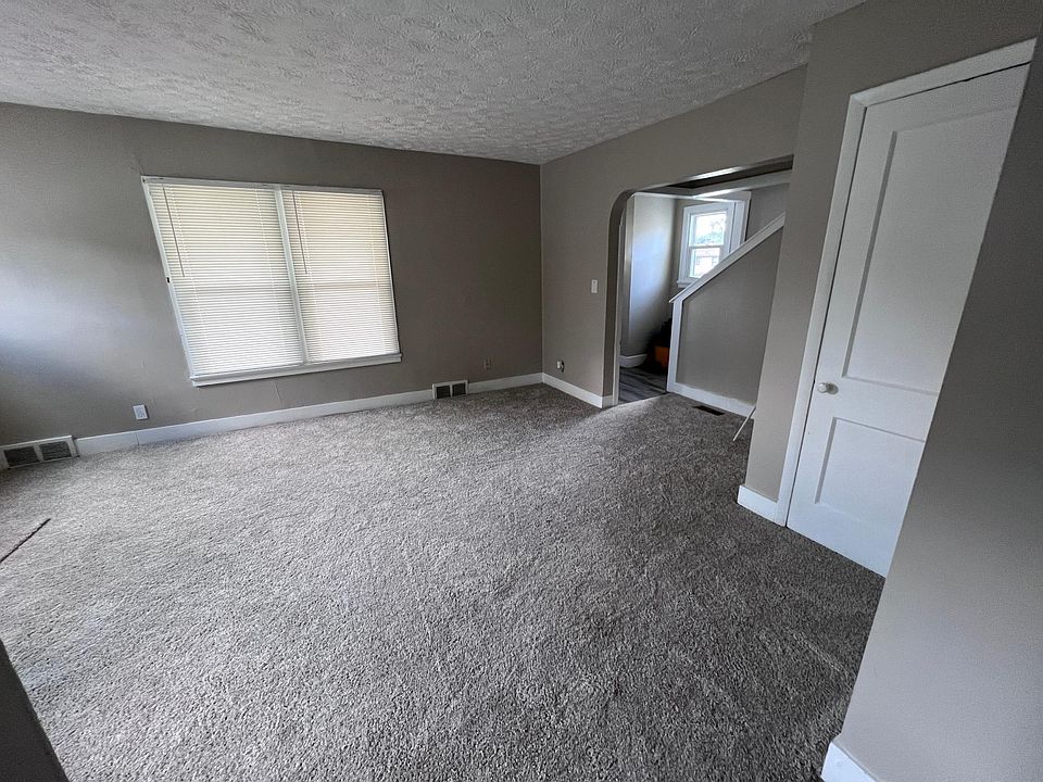 1st image of 640 Seiberling St #1