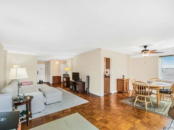 235 Garth Road #E5I, Scarsdale, NY 10583