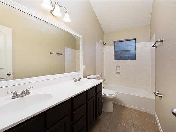 4th image of 637 Paseo Sereno Dr