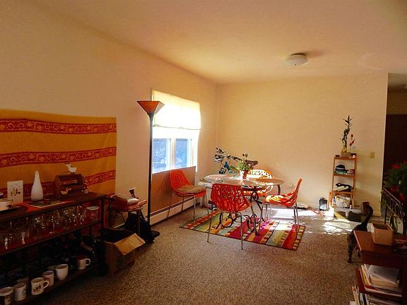 4th image of 13 Gardner Pl #A
