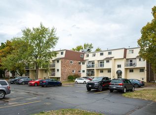 845 Milford Dr #101, Kingston, ON K7P 1A7