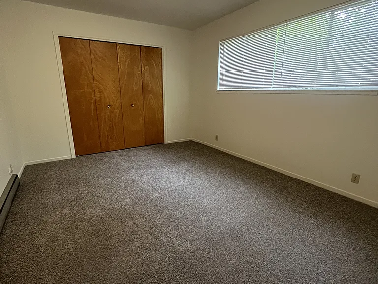 1017 W Main St #4 — Photo 7