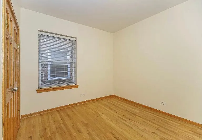 4904 N Drake Ave #2E — Photo 11