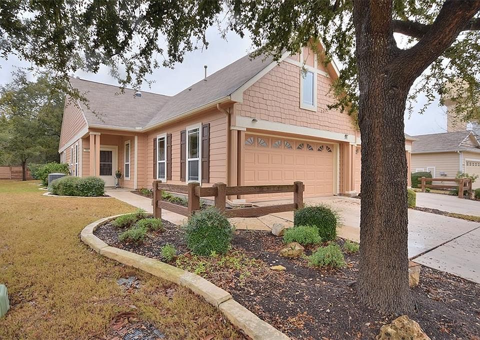 1st image of 301 Essex Ln