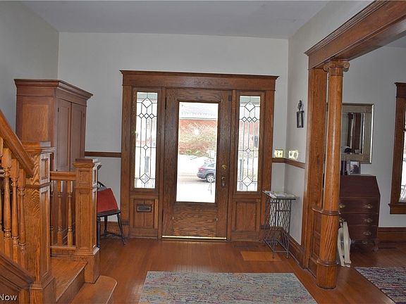 5th image of 603 Washington St