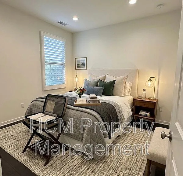 61 Tallowood — Photo 3