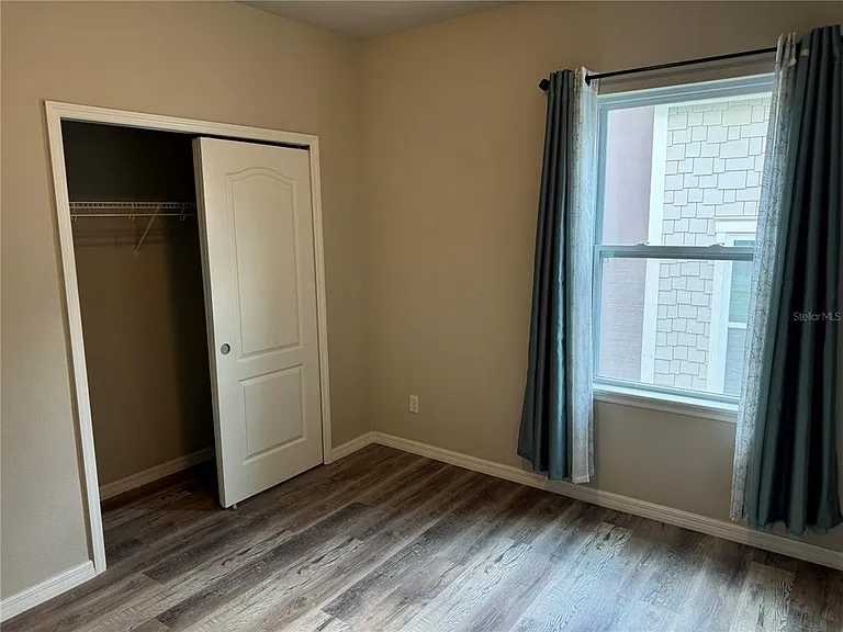 5912 Village Center Dr — Photo 32