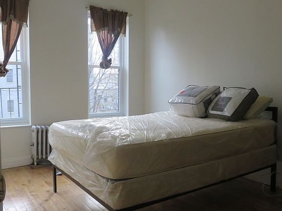3rd image of 1782 Bergen St APT 3