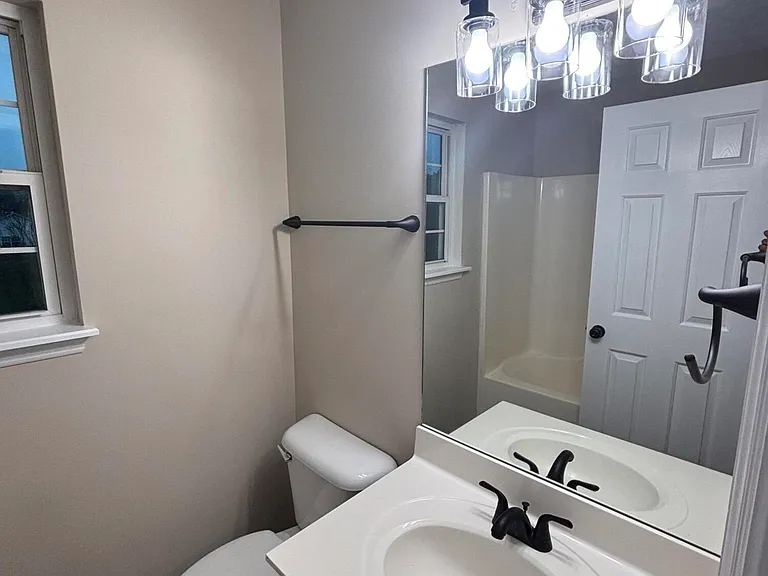 2720 Hayden Park Ln — Photo 8
