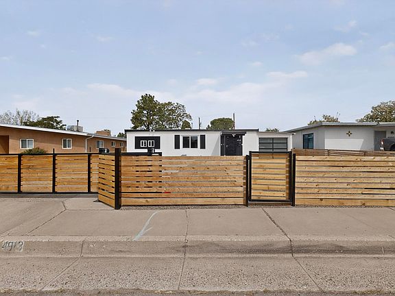 3rd image of 4913 Palo Duro Ave NE