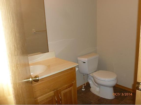 5th image of 10939 Douglas Ln N
