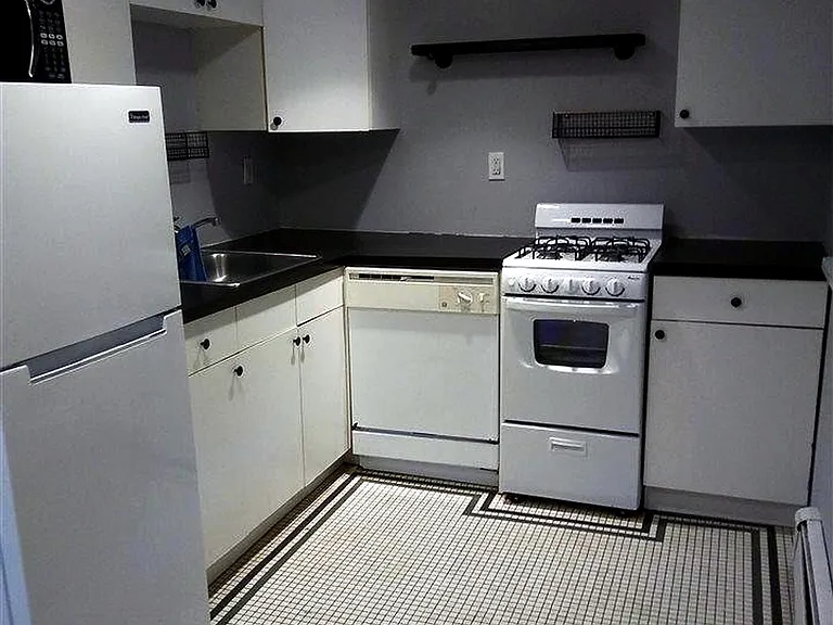 220 Garden St #1 — Photo 5